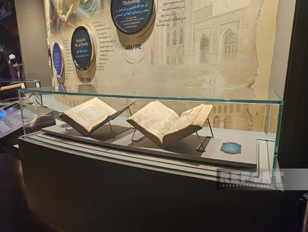 Azerbaijani journalists visit Imam Bukhari Mausoleum in Samarkand