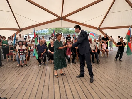 Növbəti köç karvanları Xankəndi, Xocalı və Ağdərəyə çatıb, açarlar təqdim edilib - YENİLƏNİB-2