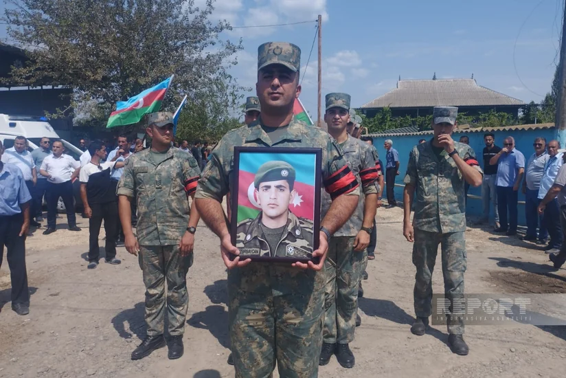 Neftçalada I Qarabağ müharibəsinin itkin-şəhidi Sərdar İsmayılovla vida mərasimi keçirilib
