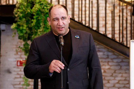 Milli Paralimpiya Komitəsinin 30 illik yubileyinə həsr olunmuş poçt markası təqdim edilib