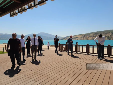 Azerbaijani journalists visit Sea Breeze Uzbekistan