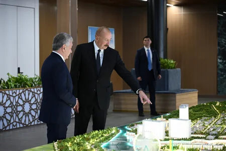 İlham Əliyev Özbəkistanda Yeni Daşkənd layihəsi ilə tanış olub - YENİLƏNİB
