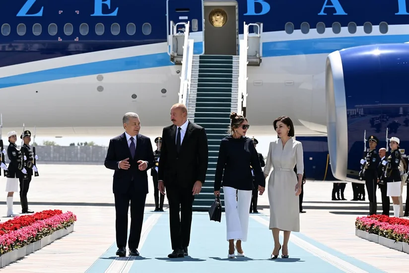 Shavkat Mirziyoyev shares post on Ilham Aliyev's state visit to Uzbekistan