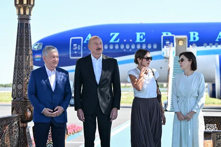 President Ilham Aliyev and First Lady Mehriban Aliyeva arrive in Bukhara