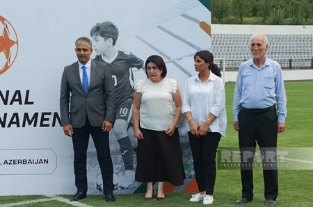 Qubada III Ulduz Cup beynəlxalq futbol turniri start götürüb