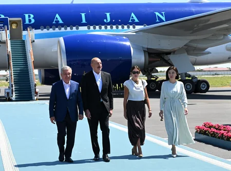 President Ilham Aliyev and First Lady Mehriban Aliyeva arrive in Bukhara