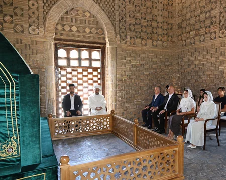 Azərbaycan ilə Özbəkistanın prezidentləri və birinci xanımları Buxarada İsmayıl Samani türbəsi ilə tanış olublar - YENİLƏNİB