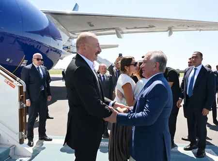 President Ilham Aliyev and First Lady Mehriban Aliyeva arrive in Bukhara