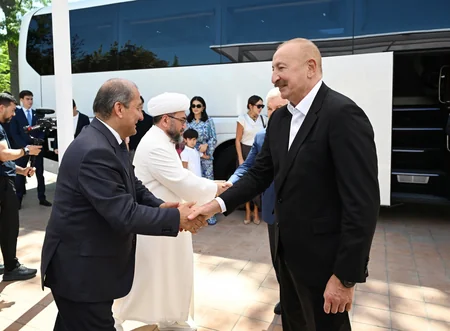 Azərbaycan ilə Özbəkistanın prezidentləri və birinci xanımları Buxarada İsmayıl Samani türbəsi ilə tanış olublar - YENİLƏNİB