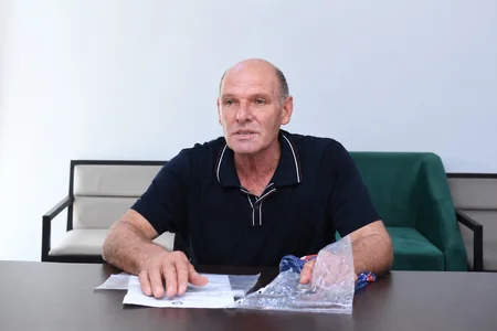 Şuşa şəhərində keçmiş məcburi köçkünlərin müraciətləri dinlənilib