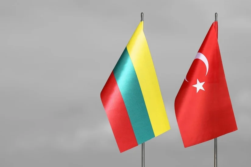 Erdogan calls for expanding defense co-op with Lithuania