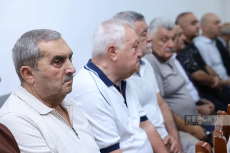 Xalq artisti Tofiq Bakıxanovla Təzə Pir məscidində vida mərasimi keçirilir