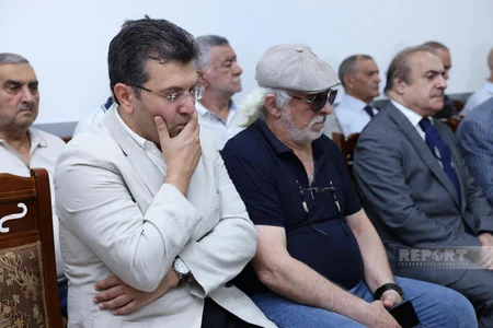 Xalq artisti Tofiq Bakıxanovla Təzə Pir məscidində vida mərasimi keçirilir