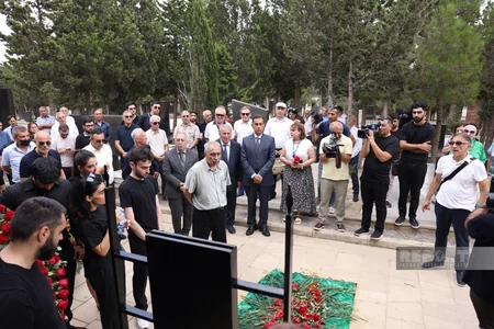 Xalq artisti Tofiq Bakıxanov dəfn olunub - YENİLƏNİB-2