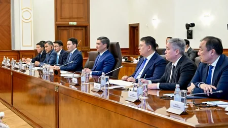 Qazaxıstan və Sinqapur Orta Dəhliz çərçivəsində əməkdaşlıq edəcək