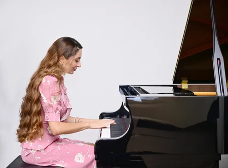 Mehriban Əliyeva Bilgəh incəsənət məktəbinin açılışında iştirak edib