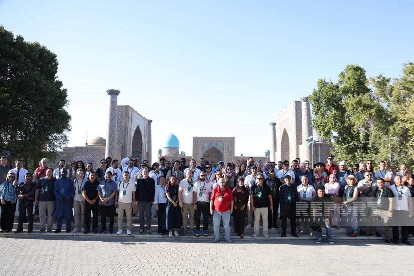 Media forum participants visit Registan Square in Samarkand