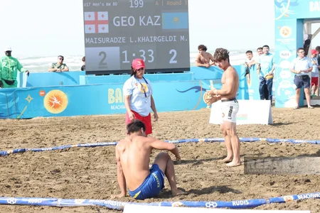 Azərbaycanın çimərlik güləşçiləri Bakıdakı dünya çempionatında 8 medal qazanıblar