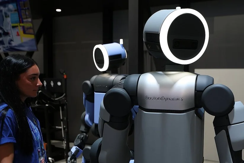 Cənubi Koreya insanabənzər robotların inkişaf etdirilməsinə 1,66 milyard dollar xərcləyəcək
