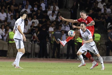 UEFA Konfrans Liqası: Tvente Qarabağla oyunda üçüncü qolu vurub - YENİLƏNİB-6