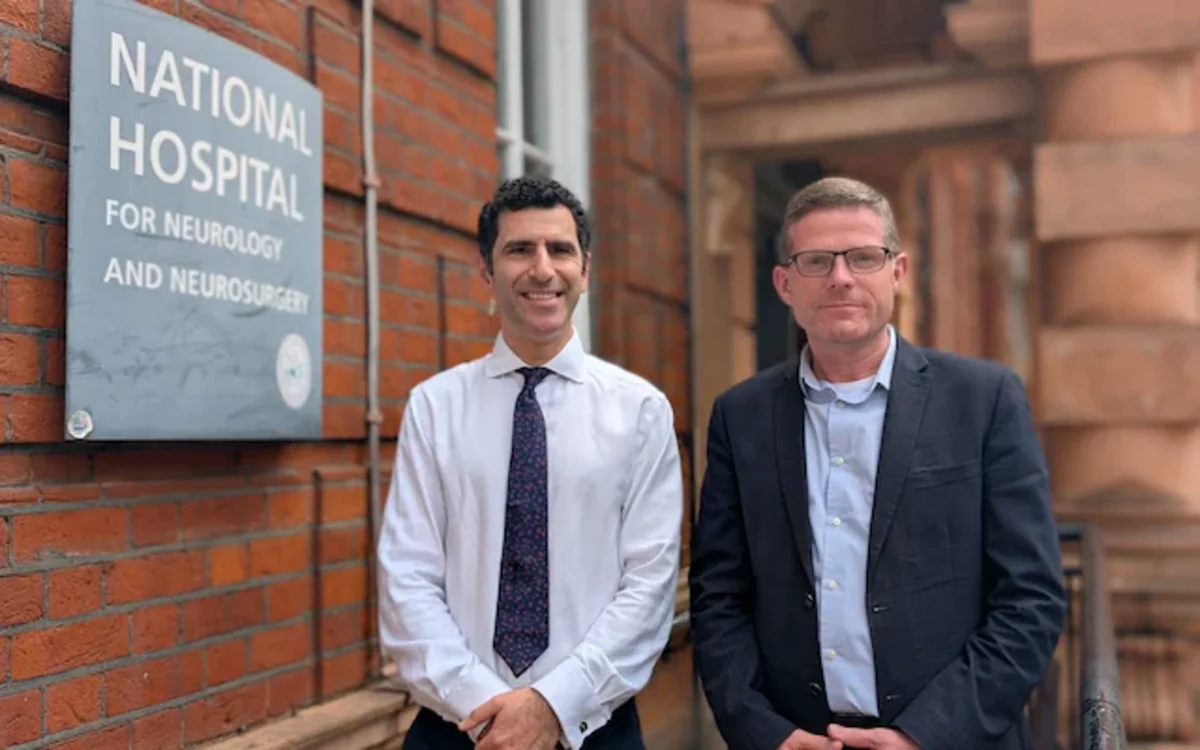 AI helps perform brain surgery on British man in world first