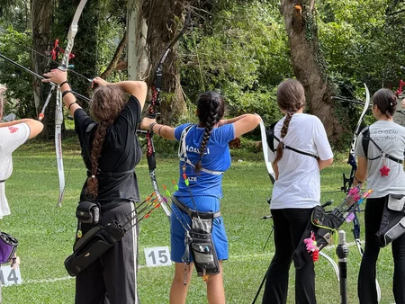 Azərbaycan oxatanları Gürcüstandakı turnirdə 7 medal qazanıblar
