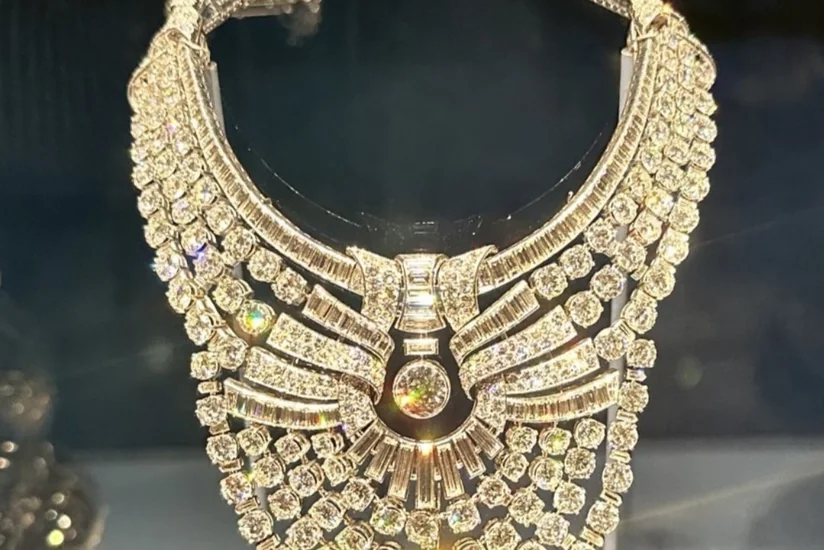 Из музея в Вене украли колье Van Cleef & Arpels с 673 бриллиантами