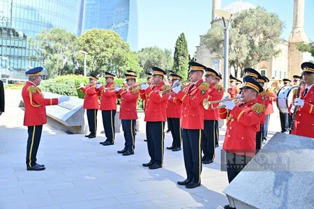 Türkiyənin Zəfər Bayramı münasibətilə Bakıda Türk şəhidliyi ziyarət edilib