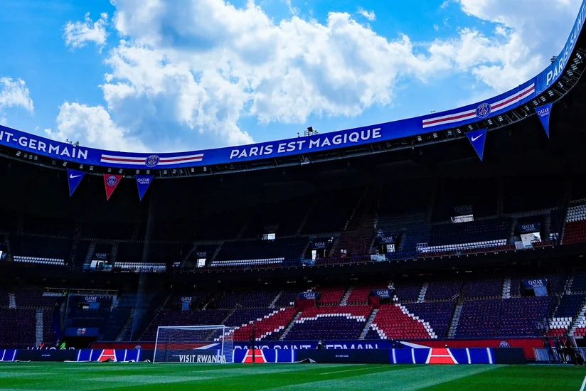 PSJ Park de Prensdəki qazonun vəziyyətinə görə 150 min avro cərimələnib