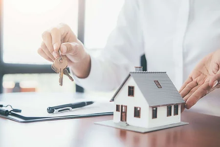 Azərbaycanda daşınmaz əmlak üzərində mülkiyyət hüququnun qeydiyyatı 4 % artıb