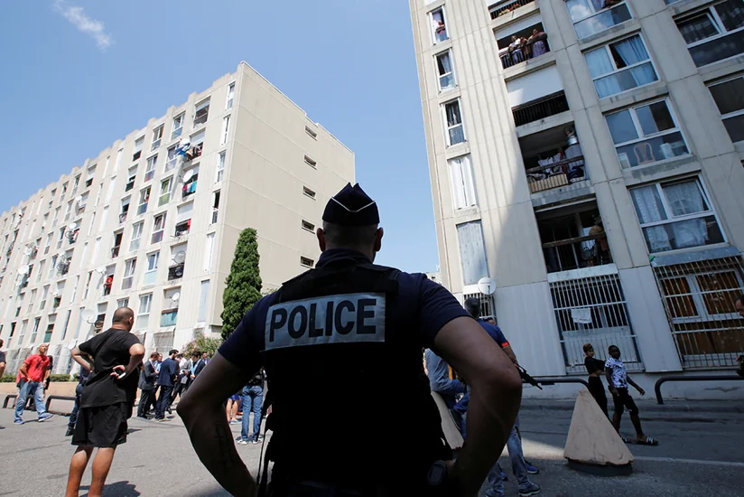 Marseldə atışma zamanı ölən və yaralananlar var