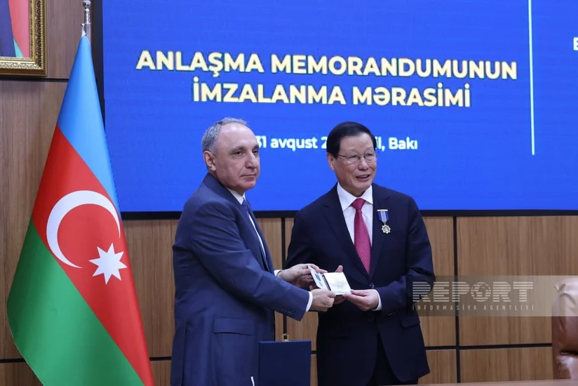 China's top prosecutor receives Azerbaijani state award