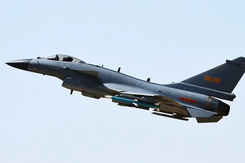 Китайские истребители J-10C заступили на боевое дежурство в Узбекистане