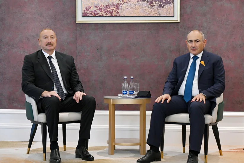Bişkekdə İlham Əliyevlə Nikol Paşinyan arasında görüş keçirilir - YENİLƏNİB