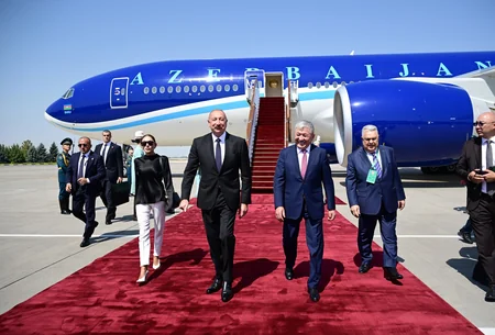 Ilham Aliyev arrives in Kyrgyzstan for working visit