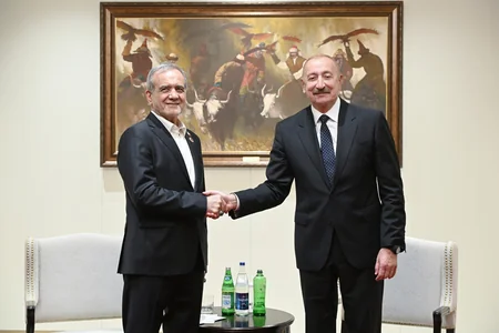 Bişkekdə Azərbaycan və İran prezidentlərinin görüşü keçirilib - YENİLƏNİB-2
