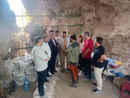 International expedition uncovers multiple entrances to Azykh cave