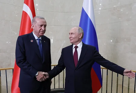 Ərdoğan Bişkekdə Putinlə görüşüb