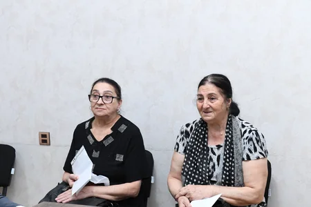 Rövşən Rzayev vətəndaş qəbulu keçirib