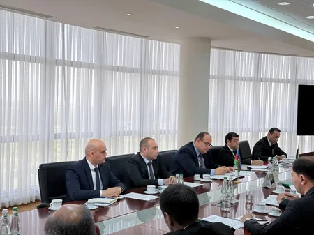 Azərbaycan və Türkmənistan viza rejiminin sadələşdirilməsini müzakirə edib