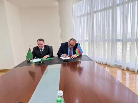 Azərbaycan və Türkmənistan viza rejiminin sadələşdirilməsini müzakirə edib