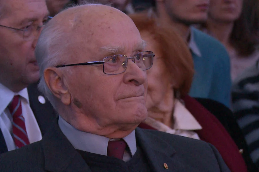 Former Yugoslav leader Raif Dizdarević dies in Sarajevo