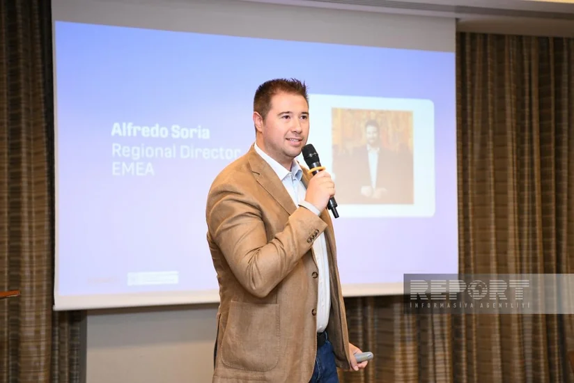 Alfredo Soria: Plug and Play 2 200-dən çox startapa akselerasiya dəstəyi verib