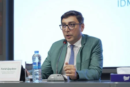 Fərid Qayıbov ötən ay beynəlxalq yarışlarda uğur qazanan idmançılarla görüşüb