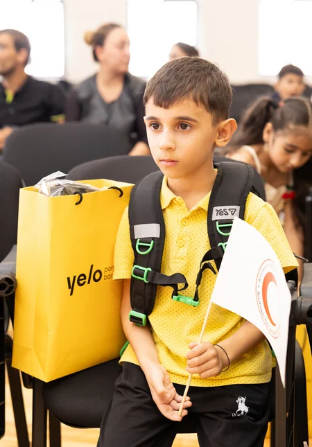 Yelo Bank Cəbrayılda birincilərin məktəb həyəcanına şərik oldu!