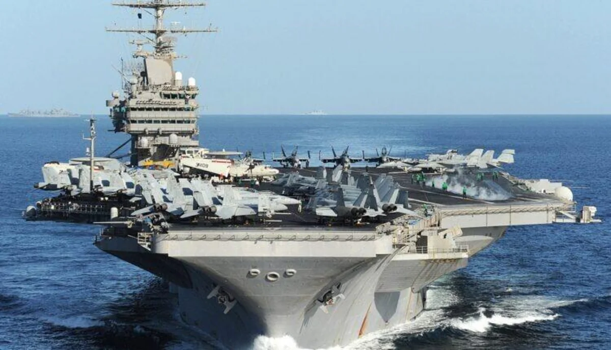 ABŞ-nin USS Abraham Lincoln gəmisi səkkiz aydan sonra ilk dəfə limana daxil olub