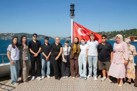 YAŞAT Fondunun təşkilatçılığı ilə şəhid övladları Çanaqqalaya gedib