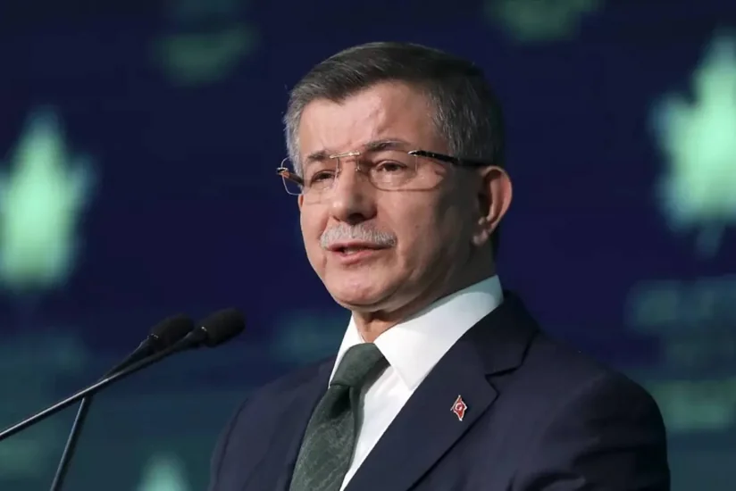 Əhməd Davudoğlu barəsində prezidenti təhqir ittihamı ilə istintaq başladılıb