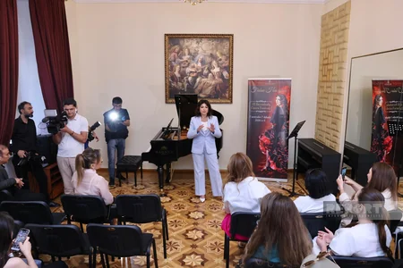 III Beynəlxalq Opera Festivalından öncə konsert proqramı təqdim olunub