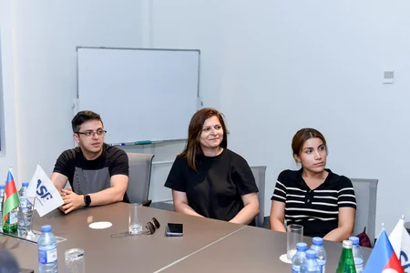 Mahir Məmmədov Ümumdünya Şahmat Olimpiadası öncəsi görüş keçirib